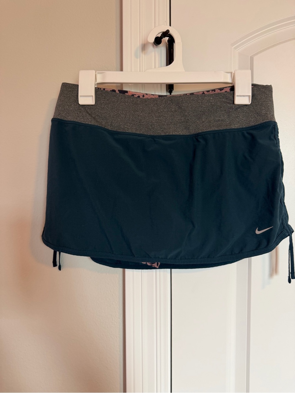 Nike Rival Stretch Woven Running Tennis Skort Navy Gray Size Medium